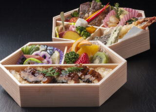 A-324）うな重とローストビーフ弁当